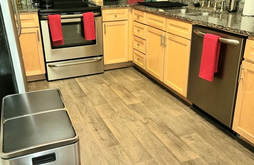 SouthPark Apartment | Huge SouthPark 2Br/2Ba w Patio Come Laugh Live Love here ❤ ❤