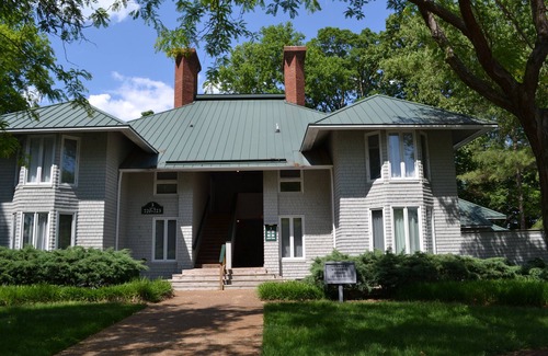 Lackey House | Huge water view 2/2 condo in "Kingsmill on the James"