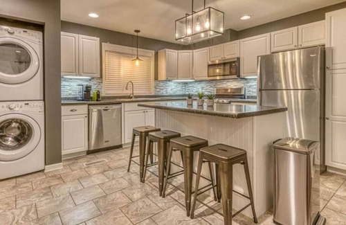 Miller Beach House | Huge yard, Family-friendly, Hot Tub, walk to Beach, Dunes, Hiking Trails
