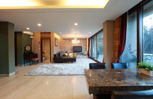 Bongpyeong House | Hugel Heim Pension