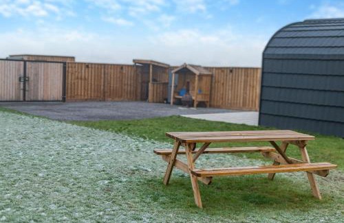 Darlington House | Hugo