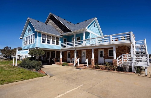 Buxton Condo | Hugo - Offshore Beach Club