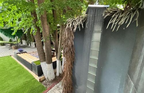 Costinesti Villa | Hugo's House