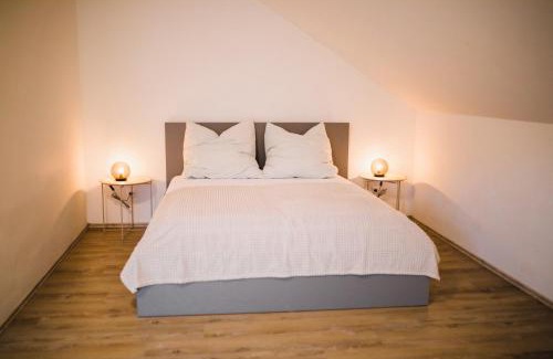 Schonberg House | HUGOS Design House am Waldrand - ruhig & modern