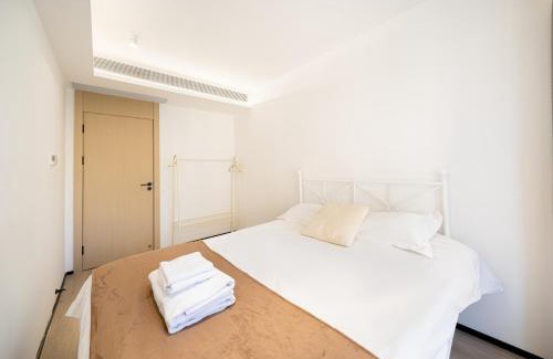 Jing'an Apartment | Huili Garden, 3brs High-end Design