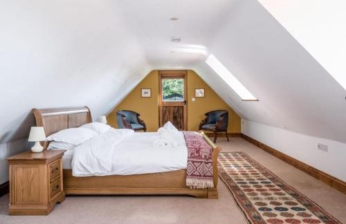 Shoscombe Cabin | Huish Lodge