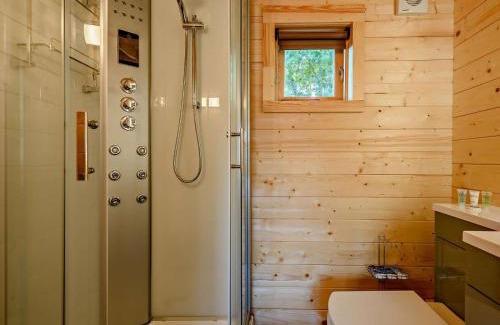 Saxmundham Apartment | Hulver Lodge, Snape, Suffolk.