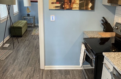 Newport News House | Humble 2 Bed Room Sanctuary: The Perfect Get-A-Way