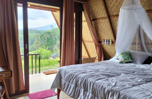 Penebel Cabin | Humble Cabin surrounded by Nature Vibes - Rice Fields and waterfalls