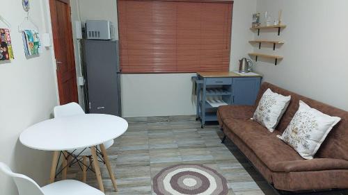 Oudtshoorn House | Humble & Kind Guest House