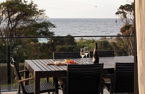 Binalong Bay House | ~HUMBUGS, BAY OF FIRES ~ Beachfront Escape ~