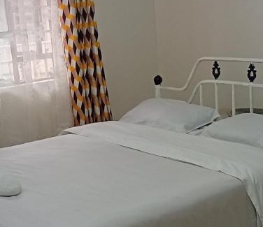 Naro Moru Apartment | Humility - Olive