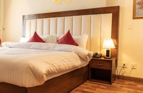 Changla Gali Hotel | Humming Bird Resort and Executive Suites