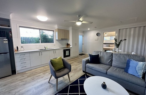 Rockville Apartment | “Hummingbird Apts” #4 Fully Self Contained
