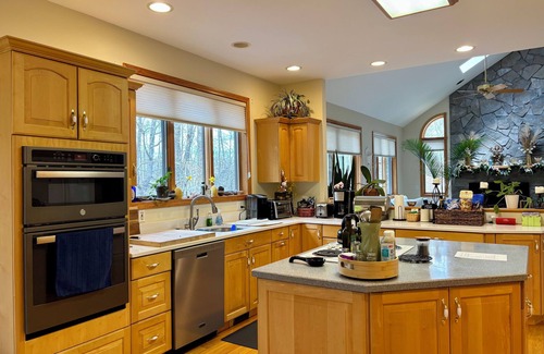 Hinsdale House | Hummingbird Haven is a Berkshires Retreat surrounded by Nature and Local Charm.