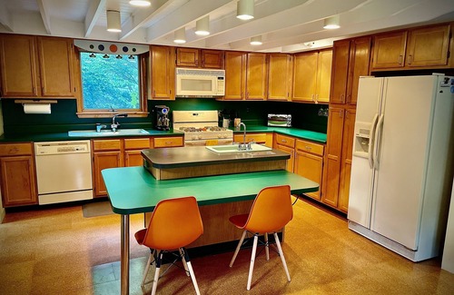 Galeton Cottage | Hummingbird Hideaway