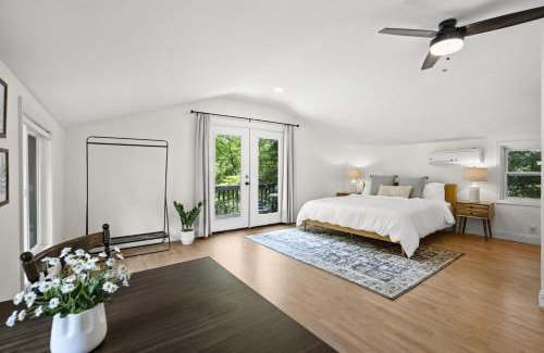 Barium Springs House | Hummingbird Home by AvantStay Boat House Dock