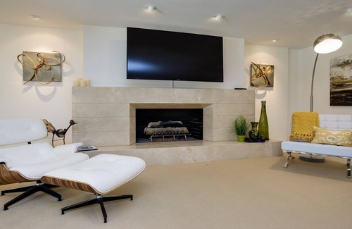 Deepwell Estates House | Hummingbird Home in Deepwell Estates