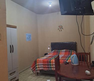 Ciudad Del Este House | Hummingbird Hostel