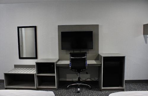 Millersville Hotel | Hummingbird Hotel