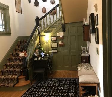 Easton Bed & Breakfast | Hummingbird Inn