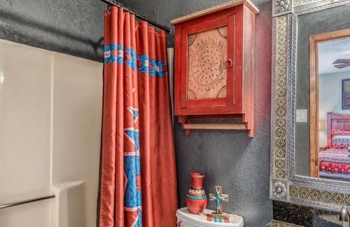 Alto Cabin | Hummingbird Oasis, 3 Bedroom, 3 Baths, Hot Tub, Sleeps 6, AC, TV's