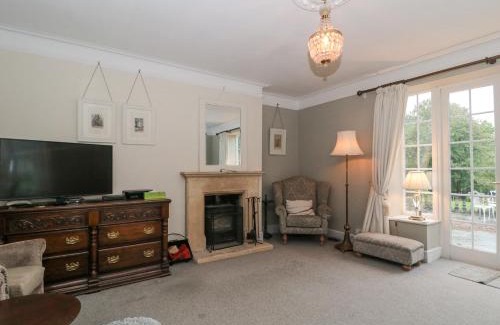 Temple Cloud House | Humphreston House