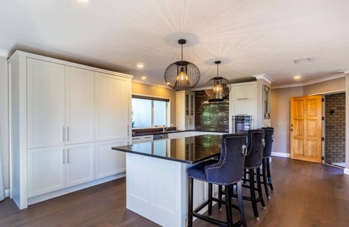 Nukuhau House | Humphrey Street Hideaway