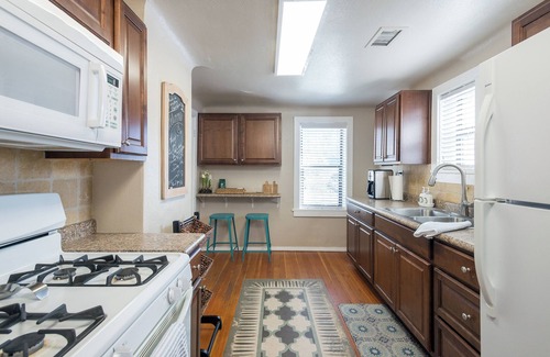 Downtown Flagstaff Cottage | Humphreys Cottagenin Historic Downtown Flagstaff