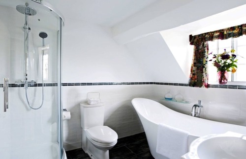 Norton Hotel | Hundred House Hotel