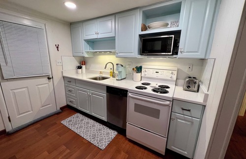 Dennis Port House | Hundred Summer Days on the Cape!