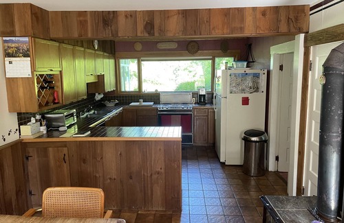Wilmington House | Hundred year old farmhouse made comfortable for all seasons