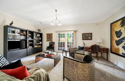 Castlemaine House | Hunter House - Castlemaine