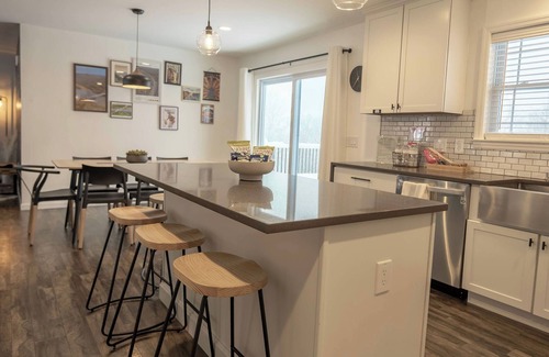 Parksville House | Hunter House