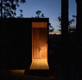 Glen Huon Bed & Breakfast | Hunter Huon Valley Cabin Three