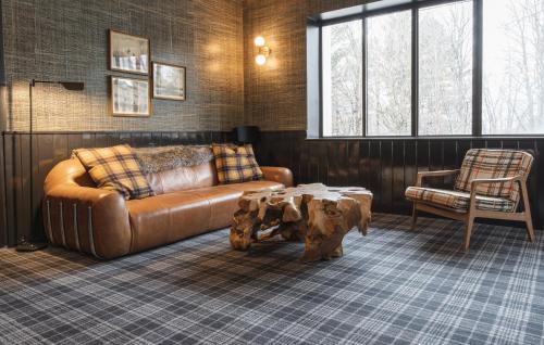 Hunter Hotel | Hunter Lodge, a Bluebird by Lark