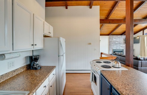 Hunter House | Hunter Mountain Home < 1 Mi to Ski Resort!