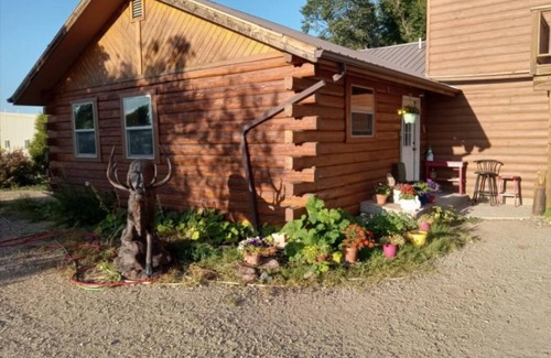 Blanca Cabin | HUNTER'S DELIGHT n