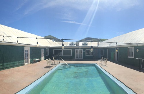 Lakeview Hotel | Hunter's Hot Springs