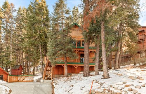Upper Moonridge House | Hunter's Retreat in Upper Moonridge Near Bear Mountain