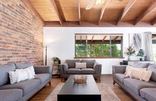Whittingham House | Hunter Valley Homes Pets Heated Pool