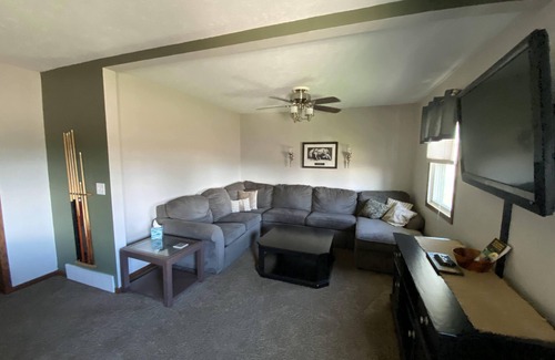 Canistota House | Hunters Getaway