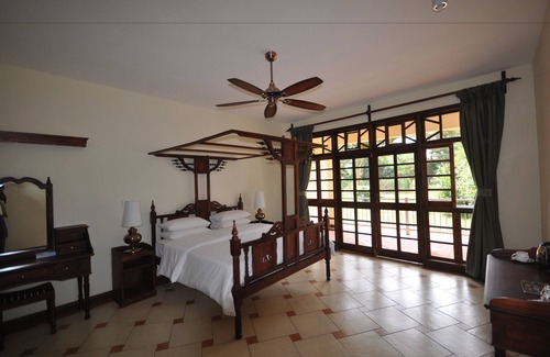 Kiboko Hotel | Hunters Lodge - Kiboko