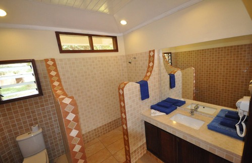 Kiboko Hotel | Hunters Lodge - Kiboko