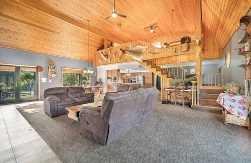 Paris House | Hunters Retreat Special!