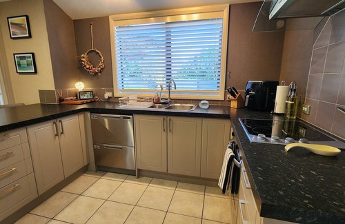 Hamilton House | Huntington Honey - Where every stay feels like home