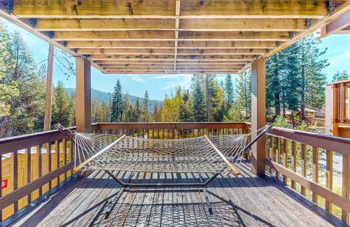 Lakeshore Apartment | Huntington Lake Condo #102
