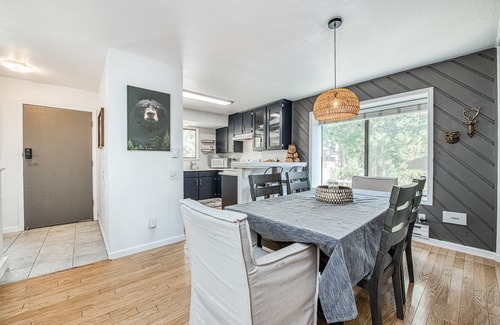 Lakeshore Condo | Huntington Lake Condo w/decks, high-speed WiFi, and community pool & hot tub