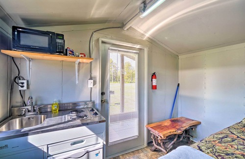 Winona Apartment | Huntsville Cabin w/Fire Pit, ATV Authorized Route