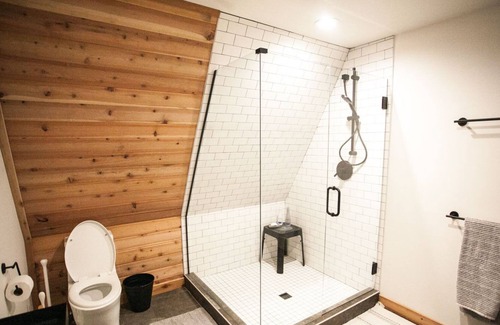Huntsville Ski Chalet | Huntsville Cider House A-Frame